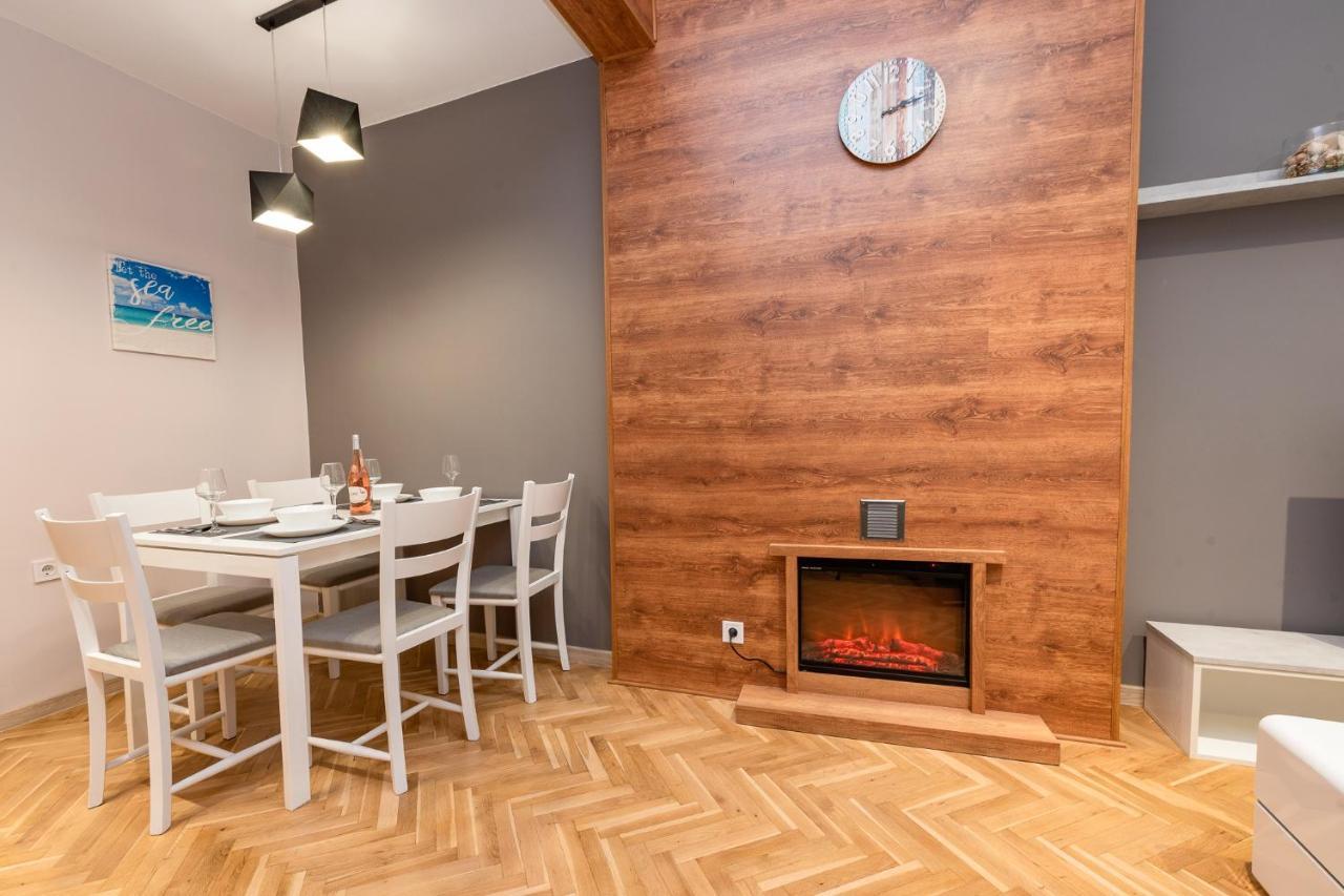 Downtown Apartment Burgas ภายนอก รูปภาพ