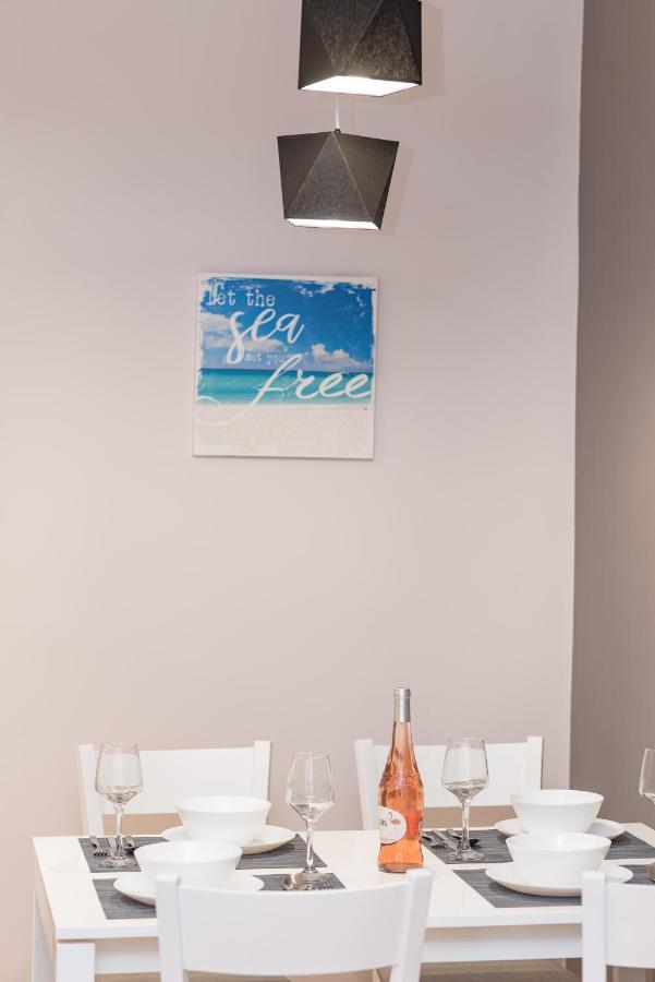 Downtown Apartment Burgas ภายนอก รูปภาพ